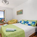 Feriehus 3 Bedroom Stunning In