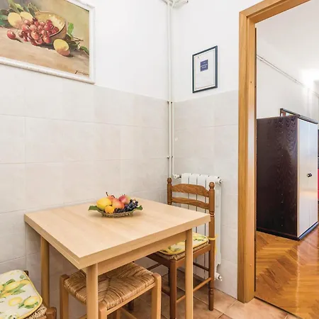 3 Bedroom Cozy In *