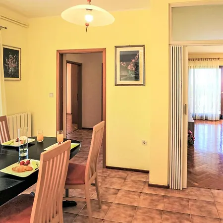 Casa de Férias 3 Bedroom Stunning In Matulji