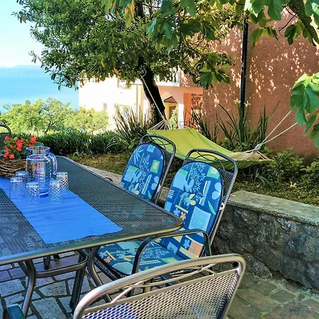 Vakantiehuis 3 Bedroom Stunning In *