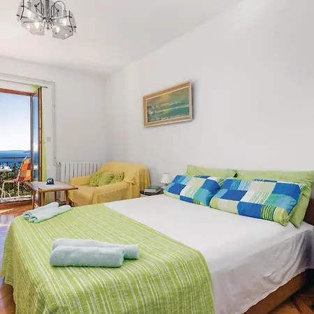 Ferienhaus 3 Bedroom Stunning In