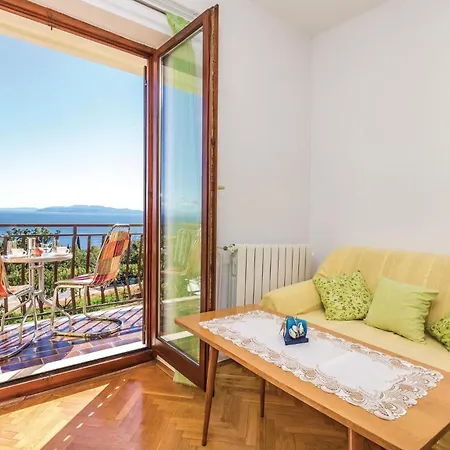 בית נופש 3 Bedroom Cozy In *