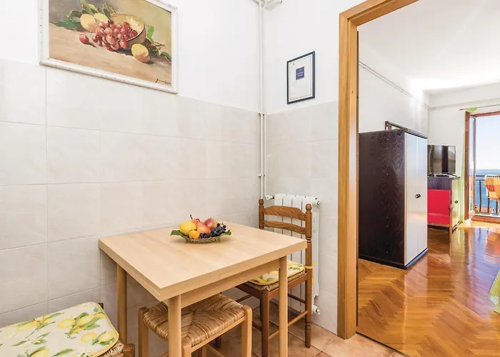 3 Bedroom Stunning In *