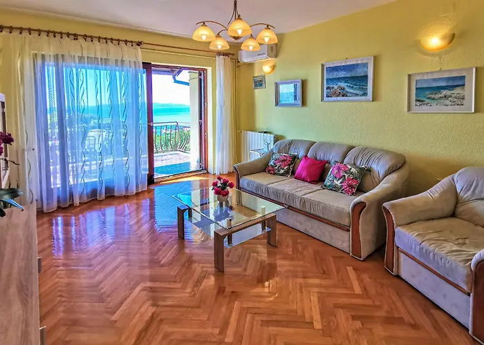 3 Bedroom Stunning In * マトゥリ